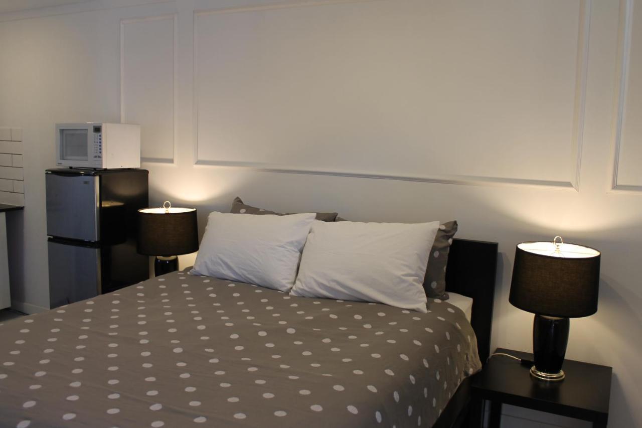 Sage Hills Motel Кэш-Крик Экстерьер фото