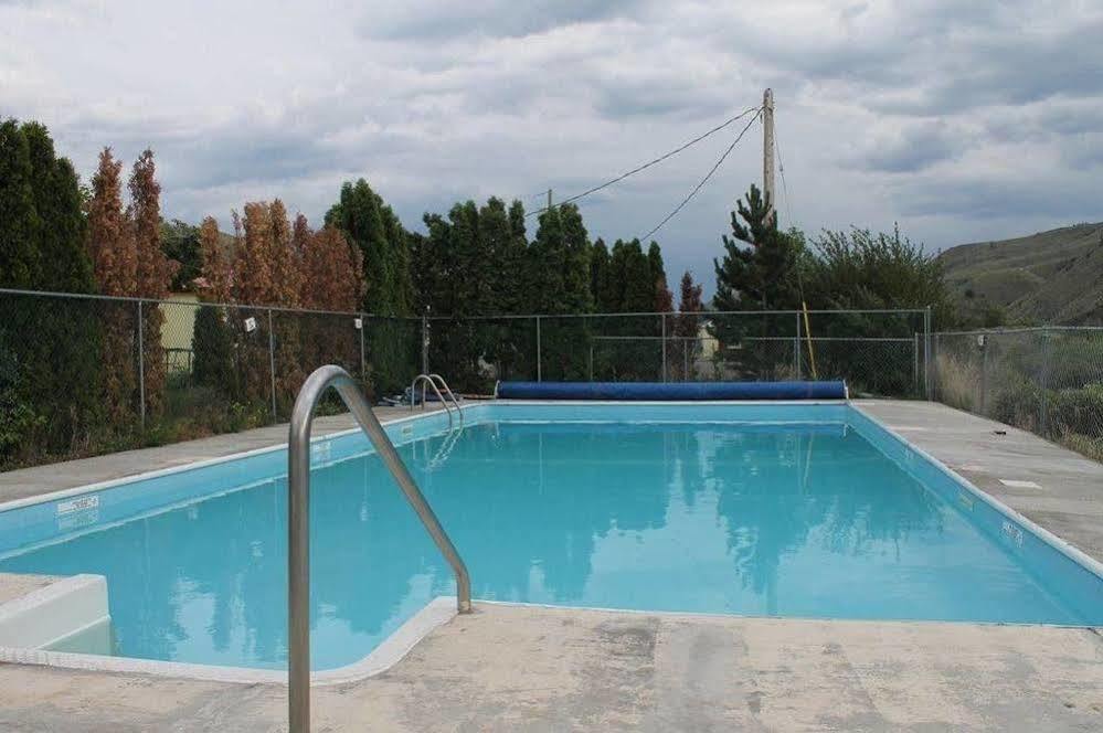 Sage Hills Motel Кэш-Крик Экстерьер фото