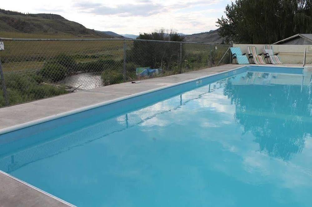 Sage Hills Motel Кэш-Крик Экстерьер фото